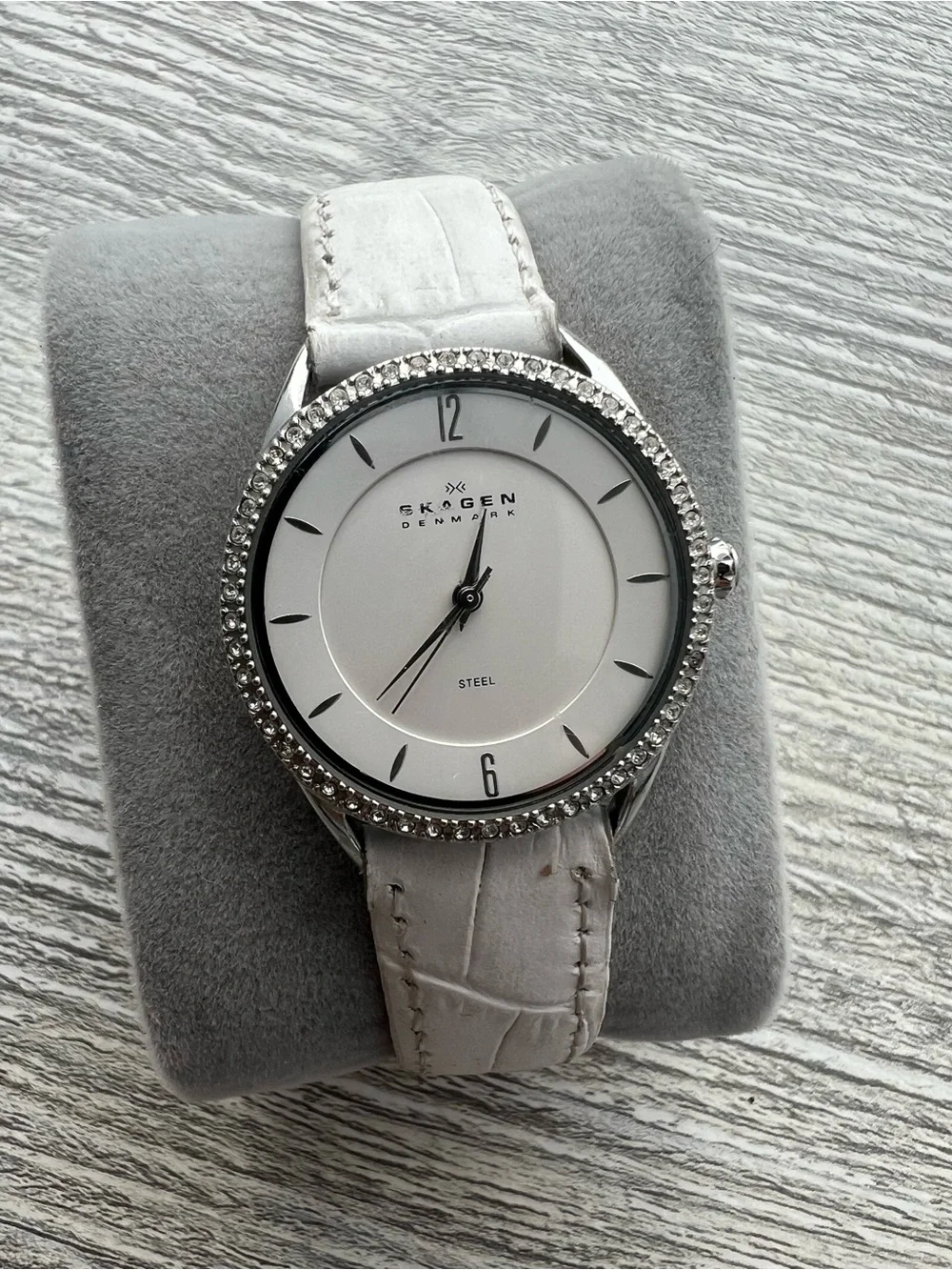 Skagen Silver and White Crystal-Trim Leather Strap Watch